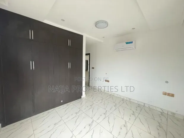 Brand New 3 Bedroom Apartment for Rent in SW Ikoyi - 1