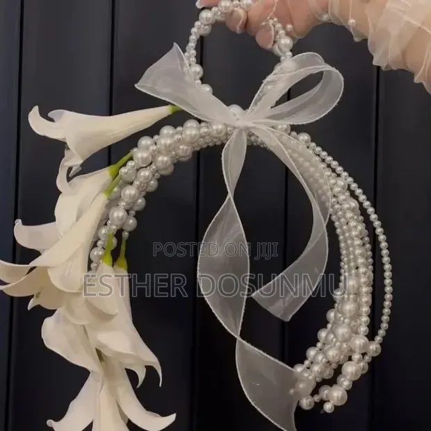 Luxury Pearl Hoop Bridal Bouquet - 1