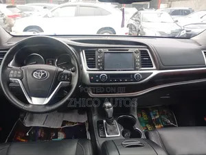 2016 Toyota Highlander Limited V6 4x4 Burgundy