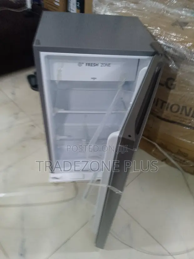 Hisense 90L Refrigerator REF093DR - 1