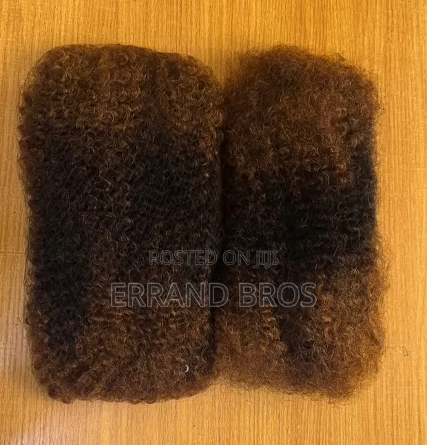 Gashin Mutum Na Kinky Braids - 1