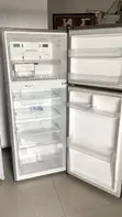 LG Inverter Fridge 260L (Na Kadan Aka Yi Amfani Da Shi) - 3