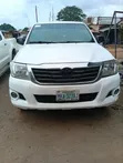 Toyota Hilux 2015 White - 4