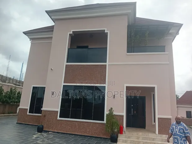 7-Bedroom Duplex da BQ & Pool a Elite Estate, Kuchigoro - 1
