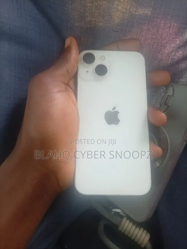 Apple iPhone 14 128GB White - 1