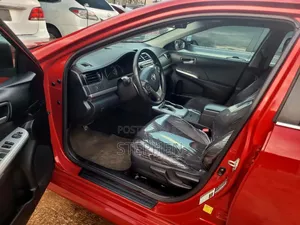 Toyota Camry 2013 Red - Direct Belgium
