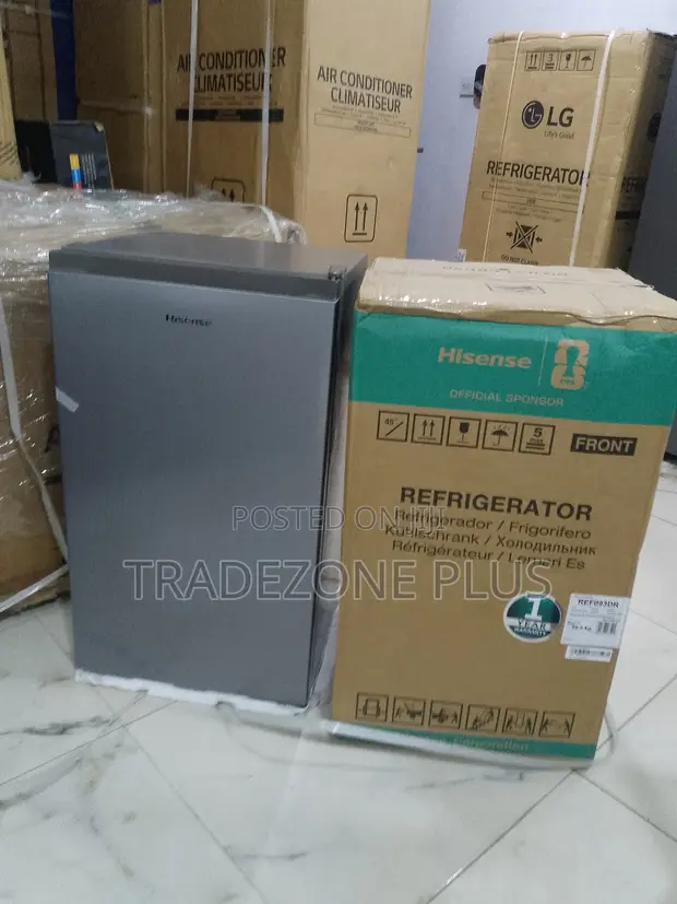 Hisense 90L REF093DR Compact Refrigerator - Brand New - 1