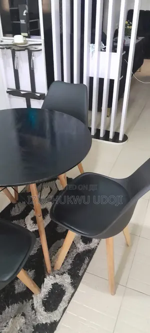Home Interiors Dining Table da 4 kujeru