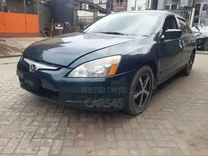 Honda Accord 2004 Kore