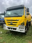 Howo Sinotruk 371hp 12-Tyre Tipper Truck - 1