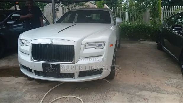 Rolls-Royce Ghost 2019 White - 1