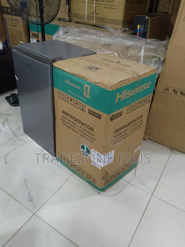 Hisense 90L Compact Refrigerator REF093DR - 1