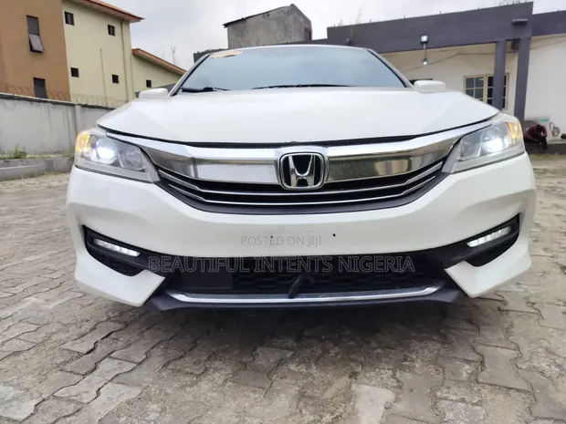 2017 Honda Accord Sport SE Sedan - Foreign Used - 1