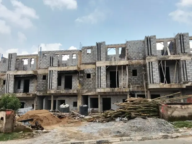 Golin 231 Smart Terraces: 4-Bedroom Duplexes A Ginin Ji - 1