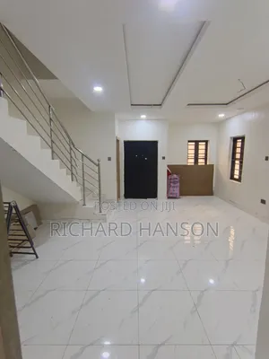 Furnished 1-Bedroom Shared Apartment with Pool/Gym in Abijo