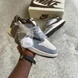 Nike Jordan 1 Low x Travis Scott - 1