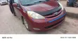 Toyota Sienna 2009 Red - 2