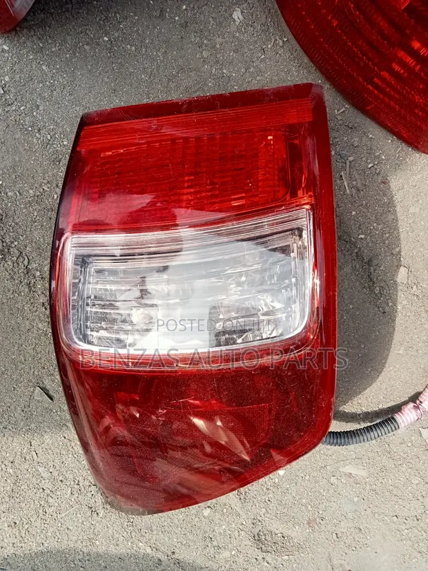 Lexus IS 250 Backlight - 2012 (Used) - 1