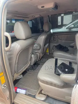 Toyota Sienna 2008 Silver