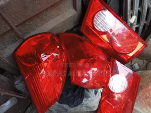 Nissan Pathfinder 2015 Hasken Baya