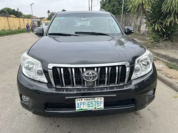 Toyota Land Cruiser Prado 2.7 i 2013 Black - 1