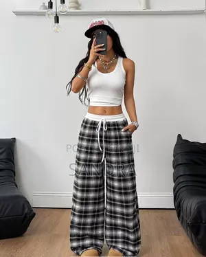 Trendy Unisex Outfit - Brand New