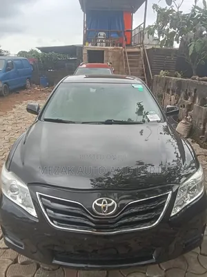 2011 Toyota Camry LE Sedan