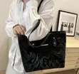 Farar Marble Tote Bag ga Mata - Babban Ofishin Jaka Mai Zik na Zik - 2