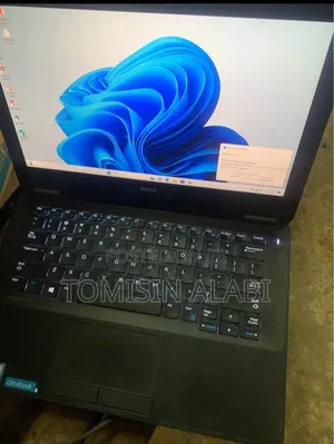 Dell Latitude E7270 Laptop - 8GB RAM, 128GB SSD