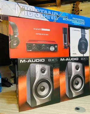 M-Audio BX5 Carbon, Scarlett 2i2 3rd Gen, ATH-M50x Bundle