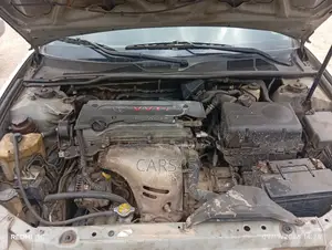 Toyota Camry 2004 Silver