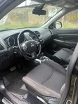 Mitsubishi Outlander 2011 Baƙi - 5