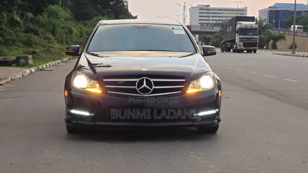 2013 Mercedes-Benz C300 Sport 4Matic Sedan AWD - 1