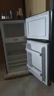 Skyrun Refrigerator - Used - 3