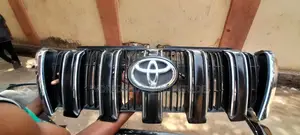 2014 Toyota Prado Front Grille