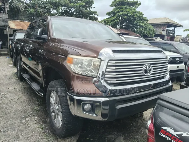 2016 Toyota Tundra TRD Pro 5.7L V8 4x4 CrewMax - 1