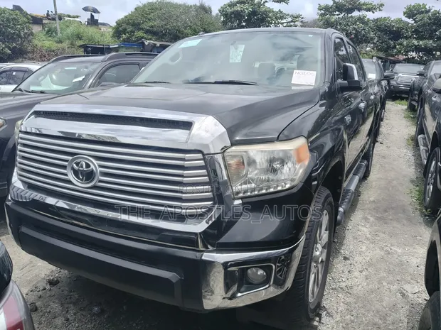2016 Toyota Tundra Limited 5.7L V8 4x4 CrewMax Black - 1