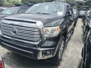 2016 Toyota Tundra Limited 5.7L V8 4x4 CrewMax Black