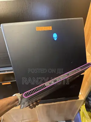 Alienware M15 R6 Laptop - Intel Core i7, 16GB RAM, 512GB SSD