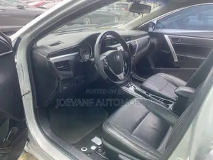 2014 Toyota Corolla LE Silver