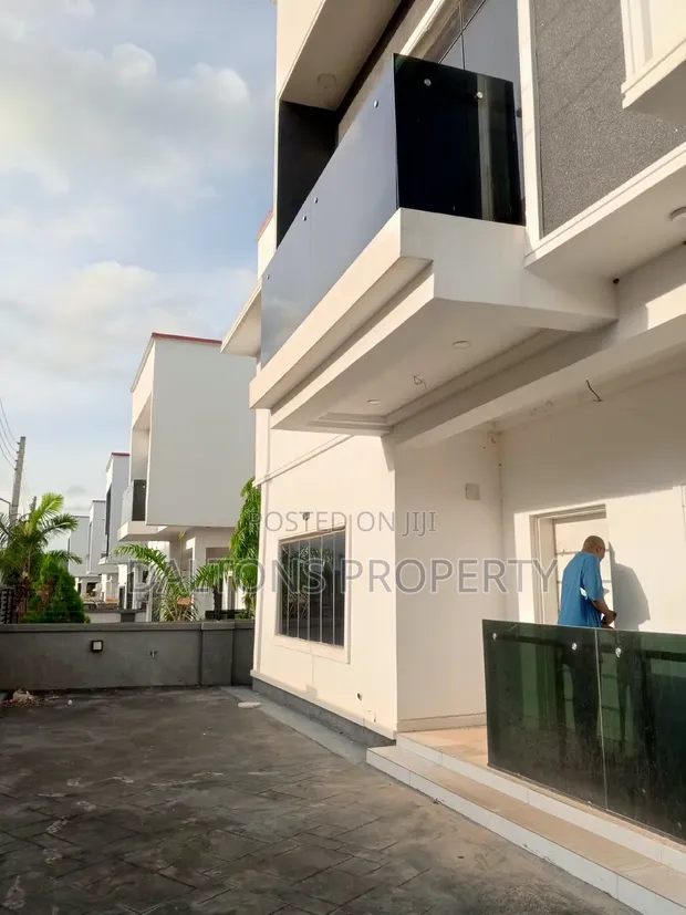4-Bedroom Duplex for Sale in Vista Estate, Sabon Lugbe - 1
