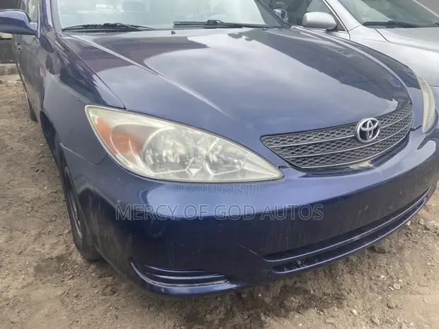 Toyota Camry 2005 Blue - 1