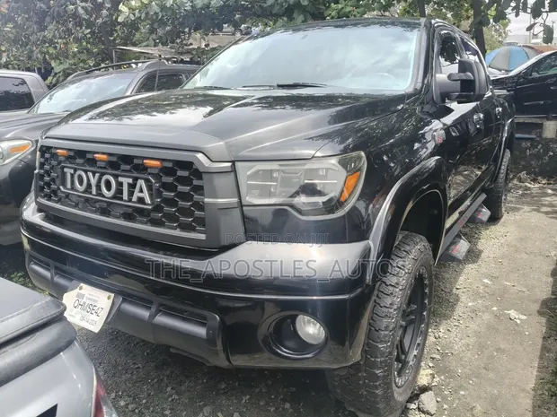 Toyota Tundra CrewMax 4x4 5.7L V8 2013 Black - 1
