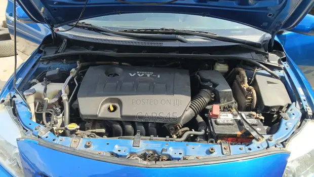 Toyota Corolla 2010 Blue - 1