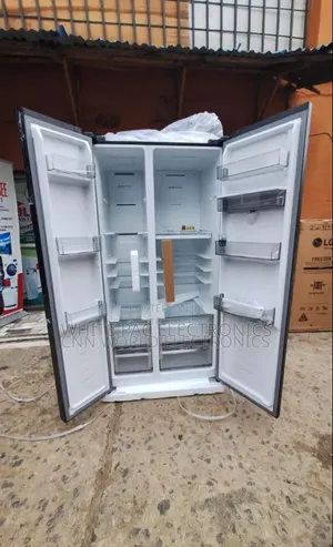 New Hisense 529L Side-by-Side Fridge with Water Dispenser