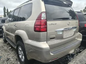Lexus GX 470 2009 Gold