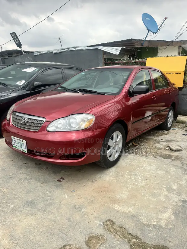 Toyota Corolla LE 2005 Red - 1