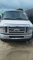 Ford E-350 2013 Fari - 1