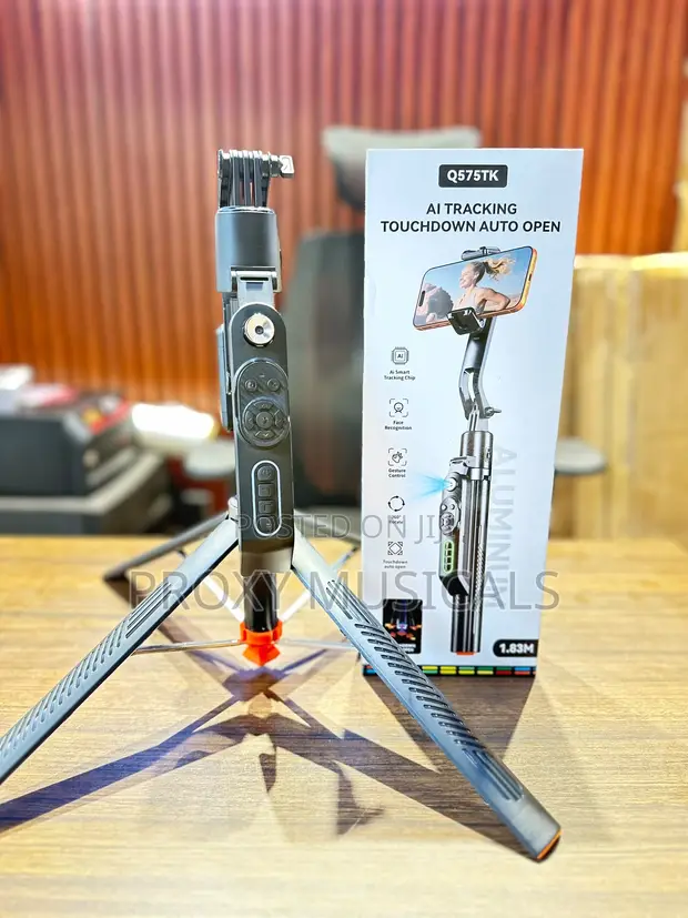 Smart Auto-Tracking AI Tripod Stand for Phone - 1
