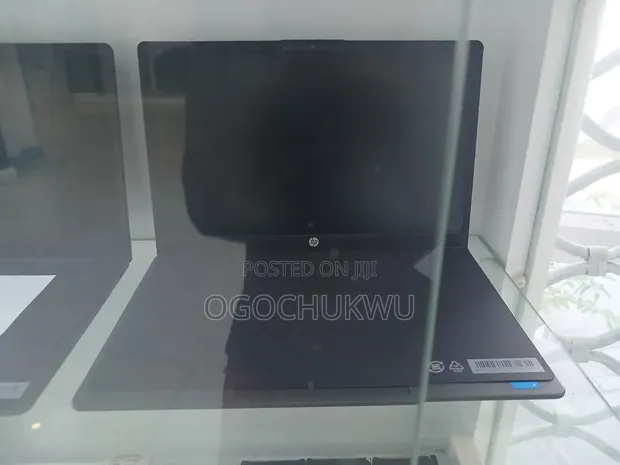 New HP 240 Laptop: Intel Core i3, 8GB RAM, 512GB SSD - 1